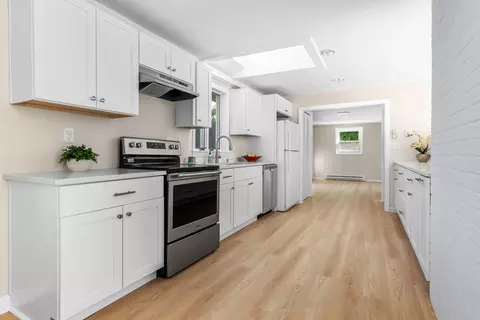 3 Wellesley Rd, Beverly, MA 01915 photo 9