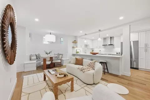 94 Saint Botolph St #1, Boston, MA 02116