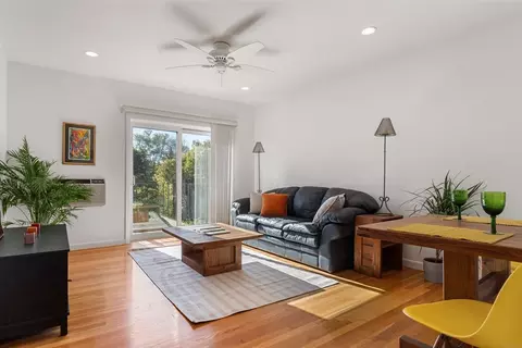 22 Branchfield St #D1, Boston, MA 02124