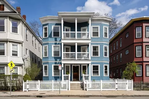 156 S Apt A # A, Boston, MA 02130