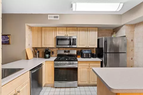 80 Williamsburg Dr #80, Springfield, MA 01108 photo 13