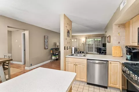80 Williamsburg Dr #80, Springfield, MA 01108 photo 15