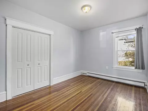 306 Mott St, Fall River, MA 02721 photo 4