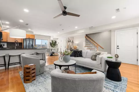 32 Parker St #6, Boston, MA 02129