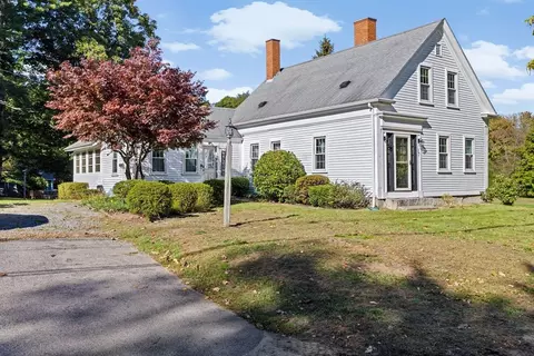 37 Brook St, Hanson, MA 02341