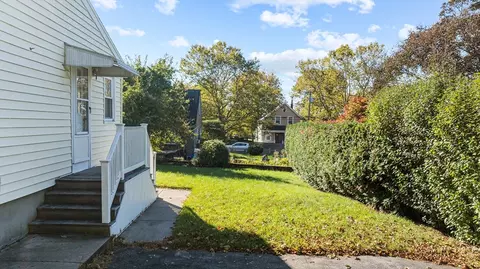 71 Harding Rd, Fairhaven, MA 02719 photo 7