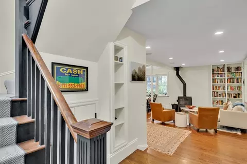 29 Mason Ter, Brookline, MA 02446 photo 2