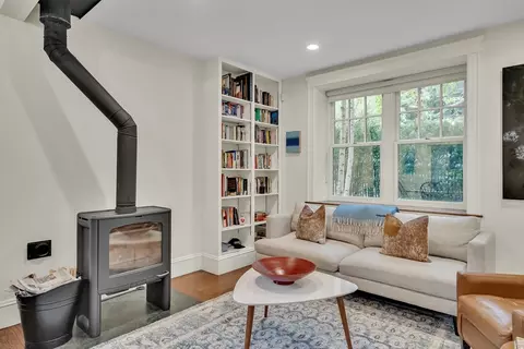 29 Mason Ter, Brookline, MA 02446 photo 5