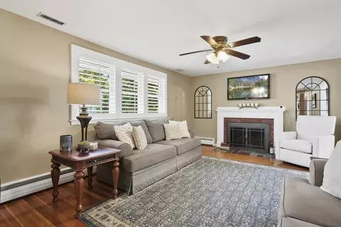 35 Blackman Rd, Canton, MA 02021 photo 2