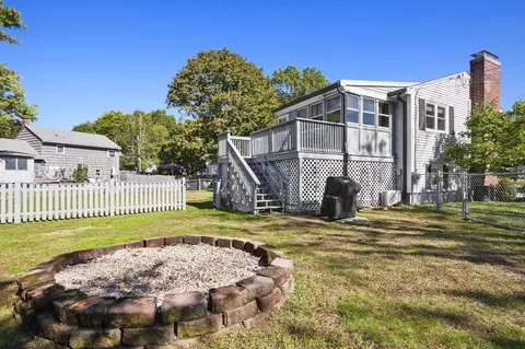 35 Blackman Rd, Canton, MA 02021 photo 17