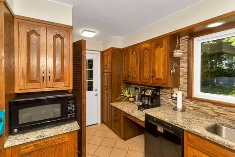 Kitchen - 32 Lindsay Rd, Springfield, MA 01128 photo 5 of 7