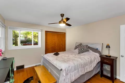 Bedroom - 32 Lindsay Rd, Springfield, MA 01128 photo 2 of 7