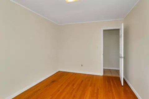 Bedroom - 32 Lindsay Rd, Springfield, MA 01128 photo 5 of 7
