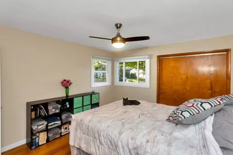 Bedroom - 32 Lindsay Rd, Springfield, MA 01128 photo 3 of 7