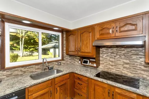 Kitchen - 32 Lindsay Rd, Springfield, MA 01128 photo 1 of 7