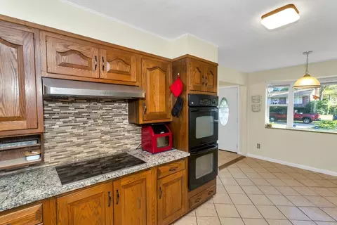 Kitchen - 32 Lindsay Rd, Springfield, MA 01128 photo 6 of 7