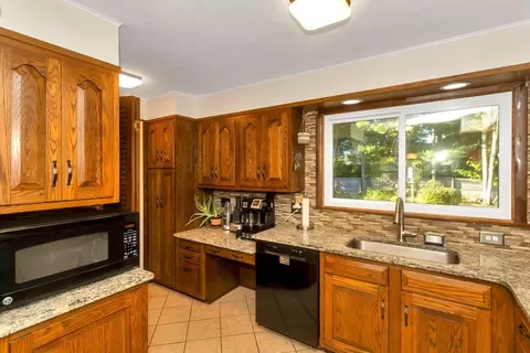 Kitchen - 32 Lindsay Rd, Springfield, MA 01128 photo 4 of 7
