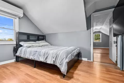 Bedroom - 64 Vine St, Saugus, MA 01906 photo 6 of 6