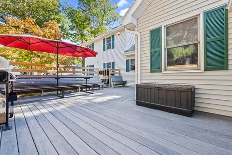 Exterior - 64 Vine St, Saugus, MA 01906 photo 5 of 9