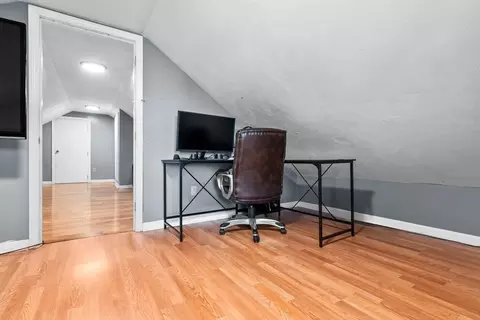 Entry Way - 64 Vine St, Saugus, MA 01906 photo 1 of 5