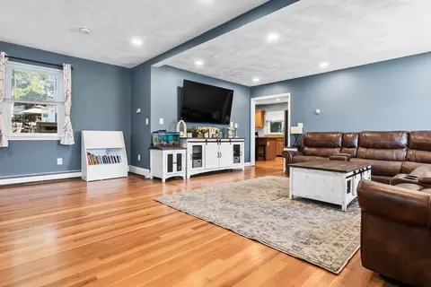 Living - 64 Vine St, Saugus, MA 01906 photo 1 of 3