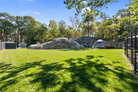 Exterior - 64 Vine St, Saugus, MA 01906 photo 6 of 9