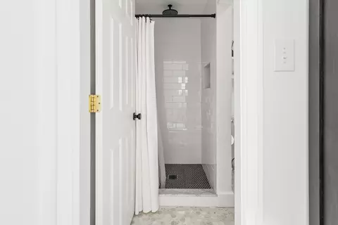 Bath - 5 Intervale Rd, Wellesley, MA 02481 photo 2 of 3
