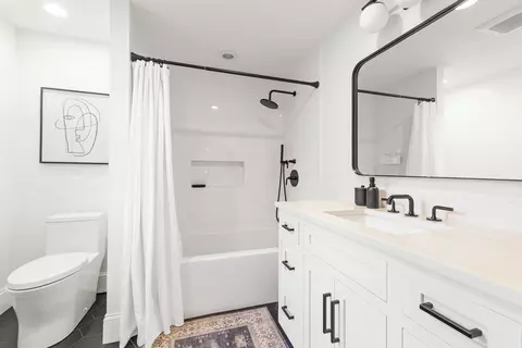 Bath - 5 Intervale Rd, Wellesley, MA 02481 photo 3 of 3