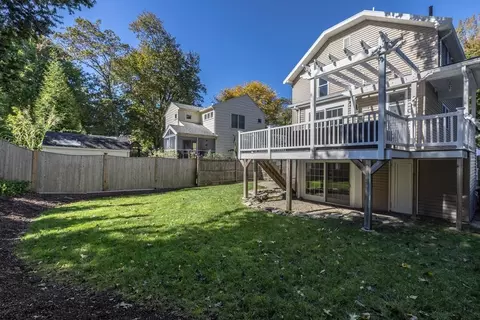 Exterior - 5 Intervale Rd, Wellesley, MA 02481 photo 5 of 6