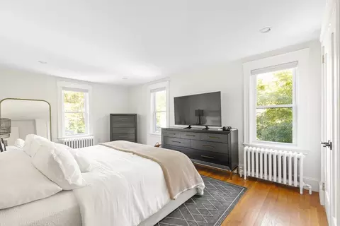 Bedroom - 5 Intervale Rd, Wellesley, MA 02481 photo 2 of 2