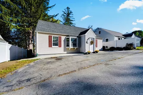 9 Field Way, Worcester, MA 01602 photo 2