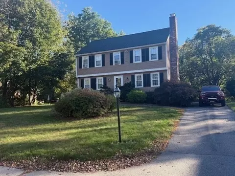 162 Delisle St, Fitchburg, MA 01420