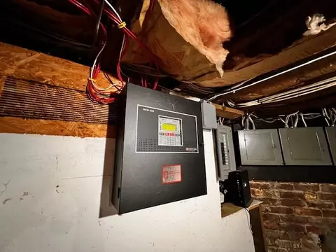 106 Malden St, Springfield, MA 01108 photo 21