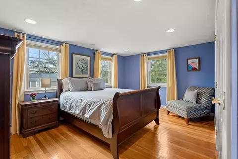 Bedroom - 53 Centre St, Danvers, MA 01923 photo 1 of 4