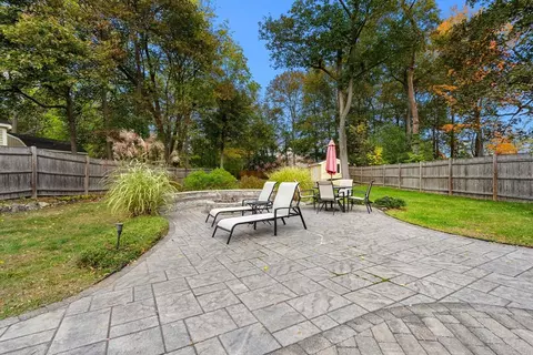 Exterior - 53 Centre St, Danvers, MA 01923 photo 4 of 11