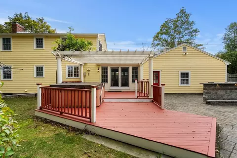 Exterior - 53 Centre St, Danvers, MA 01923 photo 9 of 11