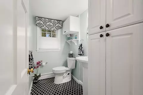 Bath - 53 Centre St, Danvers, MA 01923 photo 1 of 4