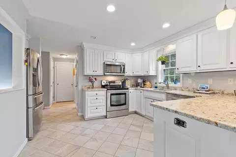 3 Gary Rd, Templeton, MA 01468 photo 5