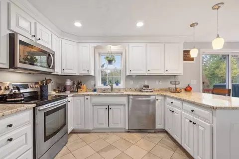 3 Gary Rd, Templeton, MA 01468 photo 6