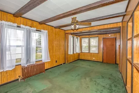 Living - 94 Duryea St, Springfield, MA 01104 photo 4 of 6