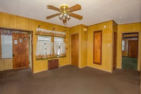 Living - 94 Duryea St, Springfield, MA 01104 photo 1 of 6