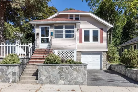 15 Cornell St, Boston, MA 02131