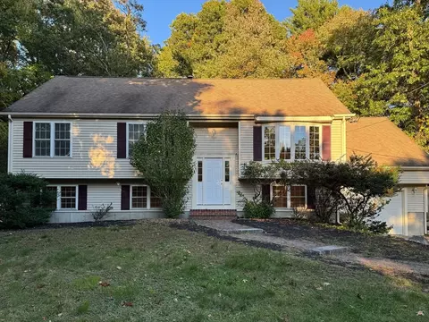 93 Porter St, Whitman, MA 02382