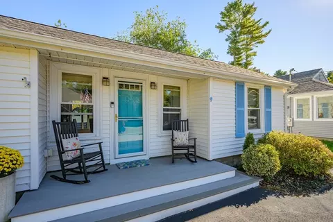 Exterior - 9 Sippican Rd, Wareham, MA 02571 photo 1 of 12