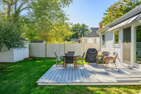Exterior - 9 Sippican Rd, Wareham, MA 02571 photo 5 of 12