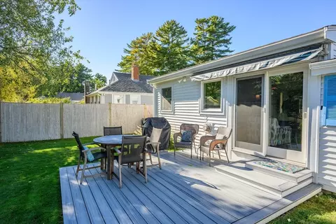 Exterior - 9 Sippican Rd, Wareham, MA 02571 photo 6 of 12