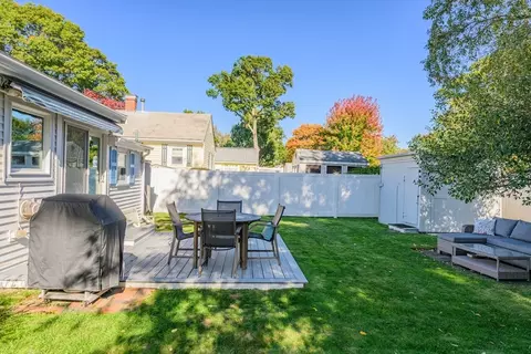 Exterior - 9 Sippican Rd, Wareham, MA 02571 photo 9 of 12