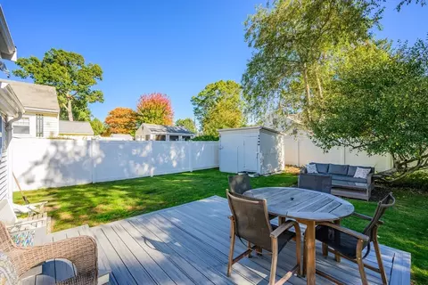 Exterior - 9 Sippican Rd, Wareham, MA 02571 photo 7 of 12
