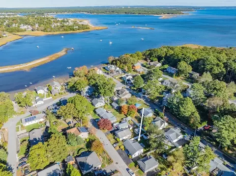 View/Area - 9 Sippican Rd, Wareham, MA 02571 photo 4 of 6