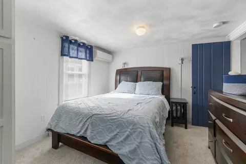 Bedroom - 9 Sippican Rd, Wareham, MA 02571 photo 3 of 3
